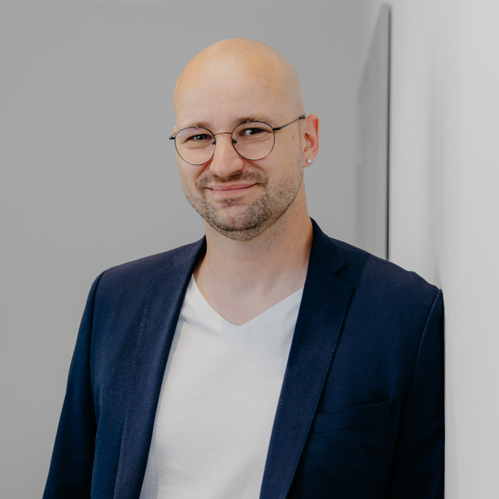 Dominik Bader lächelnd