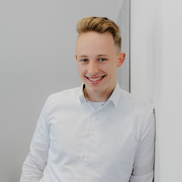 Florian Schwenk lächelnd
